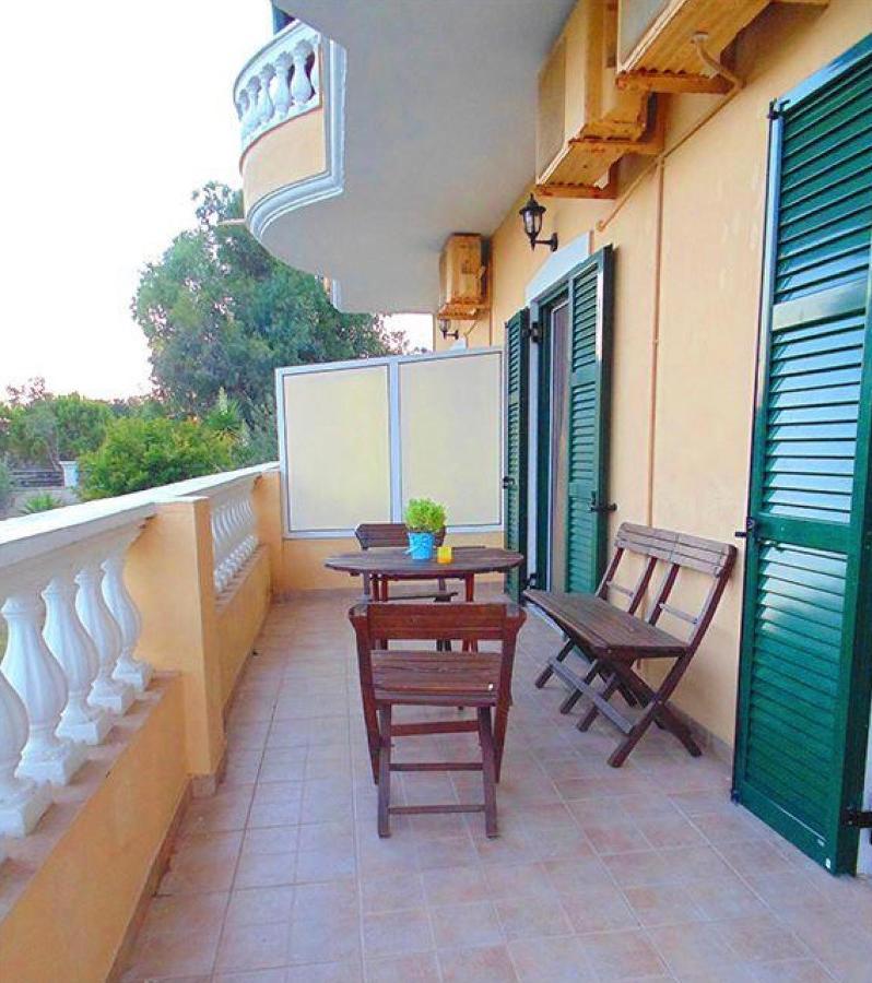 Stefanias Appartments Agios Matthaios  Ngoại thất bức ảnh